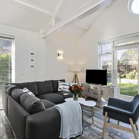 Bubbles - Near The With Big Garden - Not For Companies Ouddorp