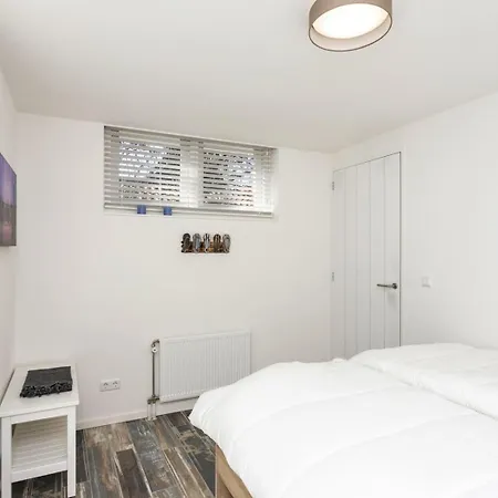 Prázdninový dům Bubbles - Near The With Big Garden - Not For Companies