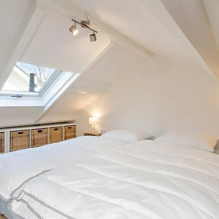 Prázdninový dům Bubbles - Near The With Big Garden - Not For Companies Ouddorp