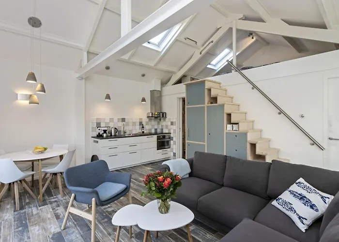 Bubbles - Near The With Big Garden - Not For Companies Casa de Férias *